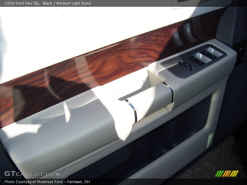 Black / Medium Light Stone 2009 Ford Flex SEL