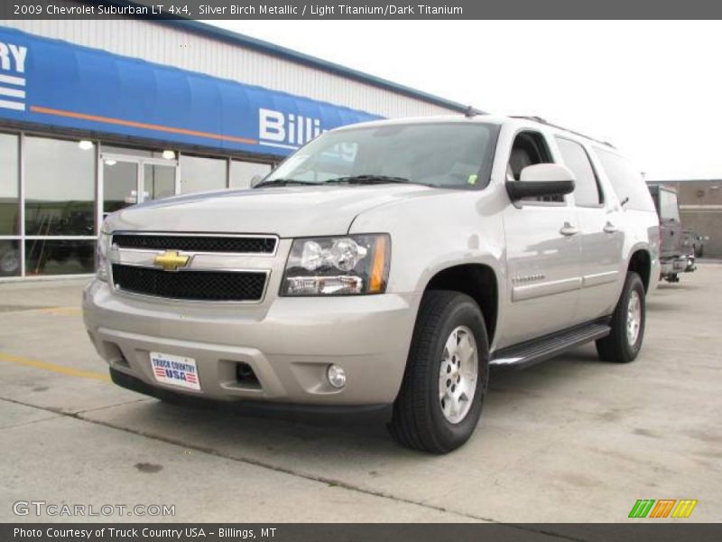 Silver Birch Metallic / Light Titanium/Dark Titanium 2009 Chevrolet Suburban LT 4x4