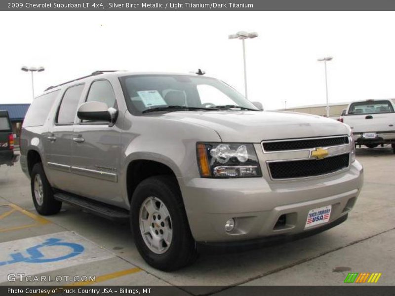 Silver Birch Metallic / Light Titanium/Dark Titanium 2009 Chevrolet Suburban LT 4x4