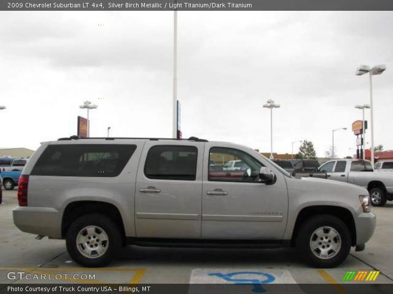 Silver Birch Metallic / Light Titanium/Dark Titanium 2009 Chevrolet Suburban LT 4x4