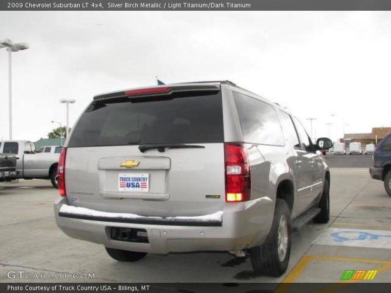 Silver Birch Metallic / Light Titanium/Dark Titanium 2009 Chevrolet Suburban LT 4x4