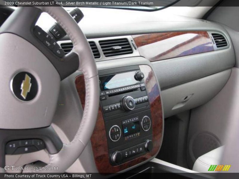 Silver Birch Metallic / Light Titanium/Dark Titanium 2009 Chevrolet Suburban LT 4x4