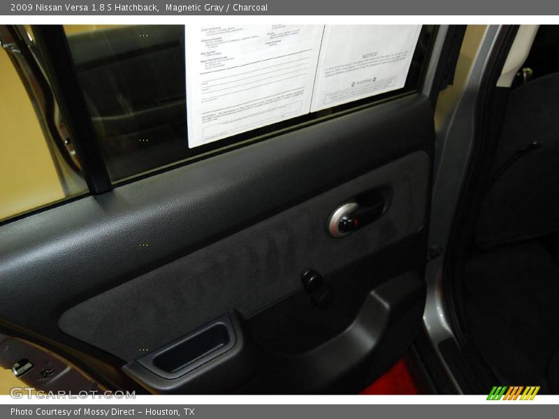 Magnetic Gray / Charcoal 2009 Nissan Versa 1.8 S Hatchback