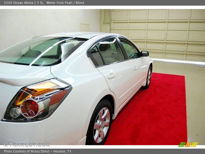 Winter Frost Pearl / Blond 2009 Nissan Altima 2.5 SL