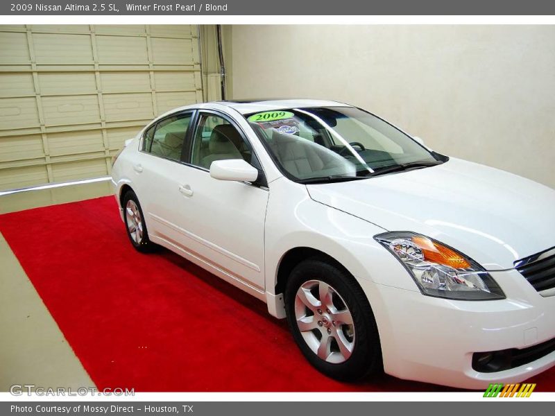 Winter Frost Pearl / Blond 2009 Nissan Altima 2.5 SL