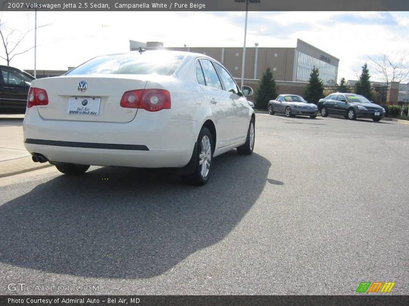 Campanella White / Pure Beige 2007 Volkswagen Jetta 2.5 Sedan
