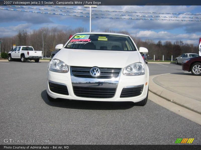 Campanella White / Pure Beige 2007 Volkswagen Jetta 2.5 Sedan