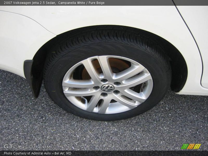 Campanella White / Pure Beige 2007 Volkswagen Jetta 2.5 Sedan