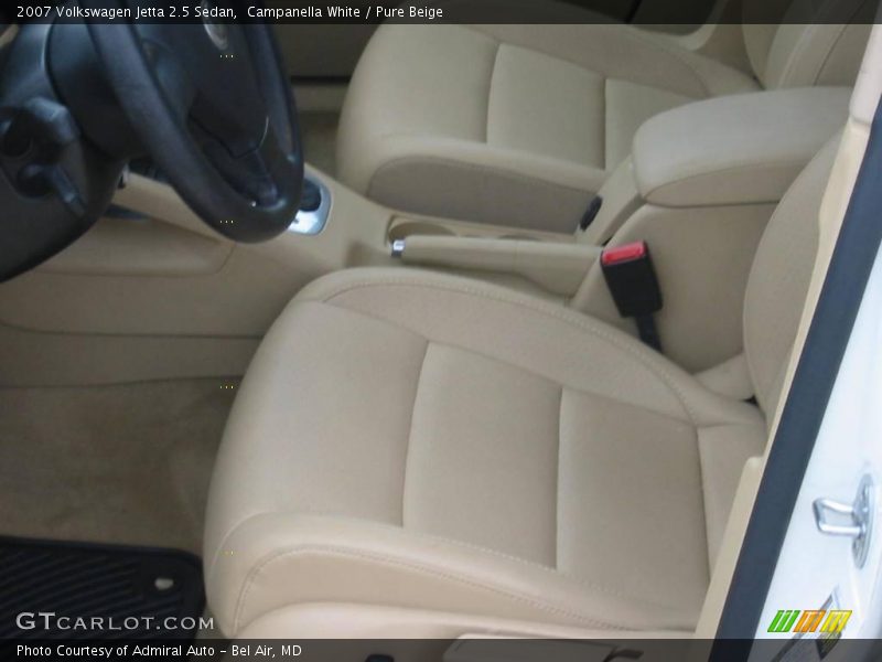 Campanella White / Pure Beige 2007 Volkswagen Jetta 2.5 Sedan