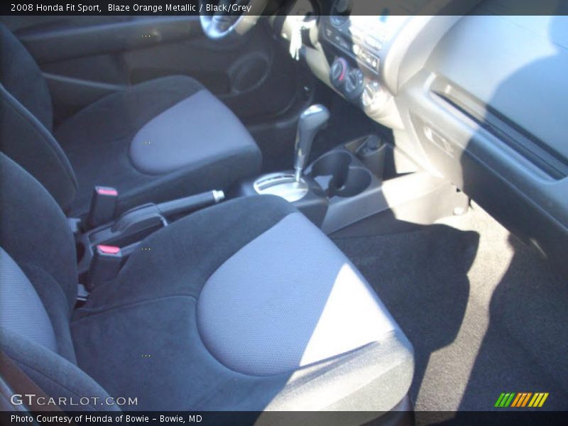 Blaze Orange Metallic / Black/Grey 2008 Honda Fit Sport