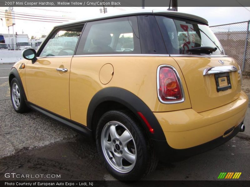 Mellow Yellow / Grey/Carbon Black 2007 Mini Cooper Hardtop