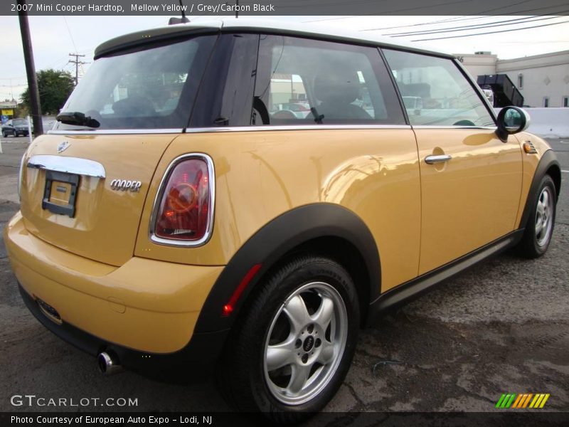Mellow Yellow / Grey/Carbon Black 2007 Mini Cooper Hardtop