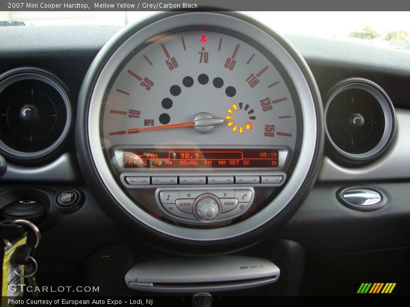 Mellow Yellow / Grey/Carbon Black 2007 Mini Cooper Hardtop