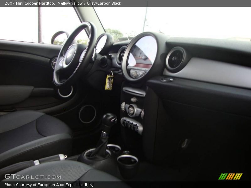 Mellow Yellow / Grey/Carbon Black 2007 Mini Cooper Hardtop