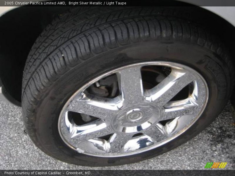 Bright Silver Metallic / Light Taupe 2005 Chrysler Pacifica Limited AWD