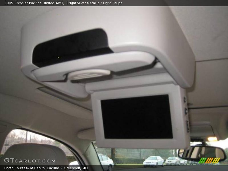 Bright Silver Metallic / Light Taupe 2005 Chrysler Pacifica Limited AWD