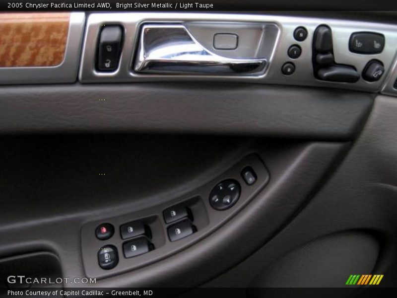 Bright Silver Metallic / Light Taupe 2005 Chrysler Pacifica Limited AWD