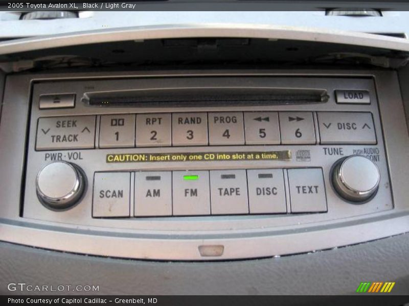 Black / Light Gray 2005 Toyota Avalon XL