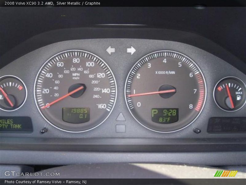 Silver Metallic / Graphite 2008 Volvo XC90 3.2 AWD