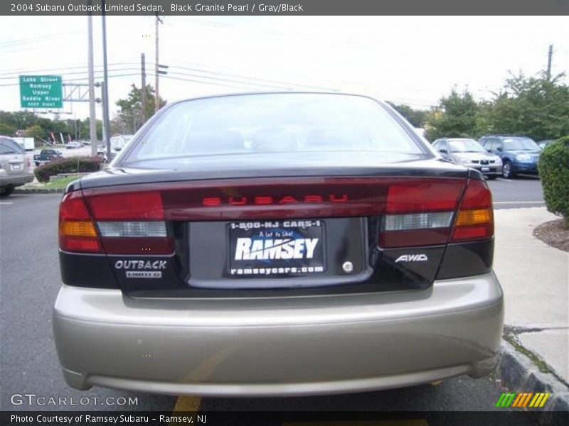 Black Granite Pearl / Gray/Black 2004 Subaru Outback Limited Sedan