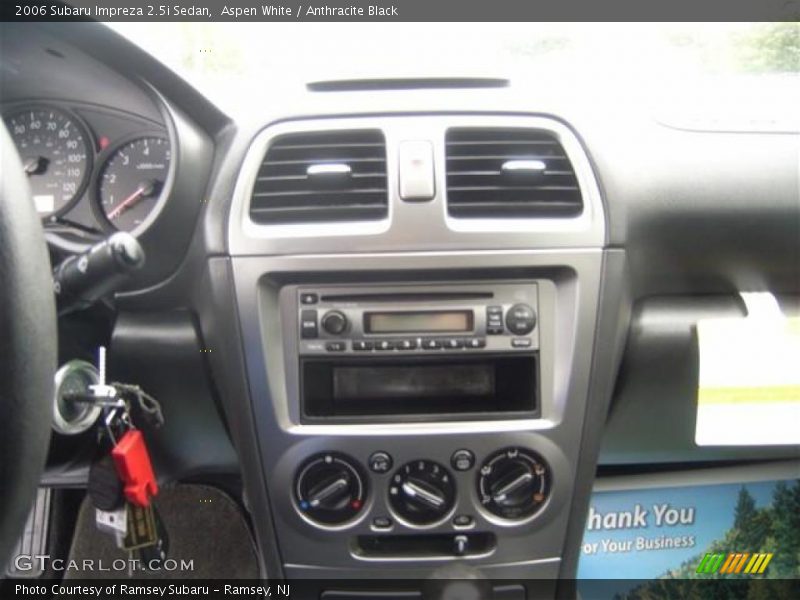 Aspen White / Anthracite Black 2006 Subaru Impreza 2.5i Sedan