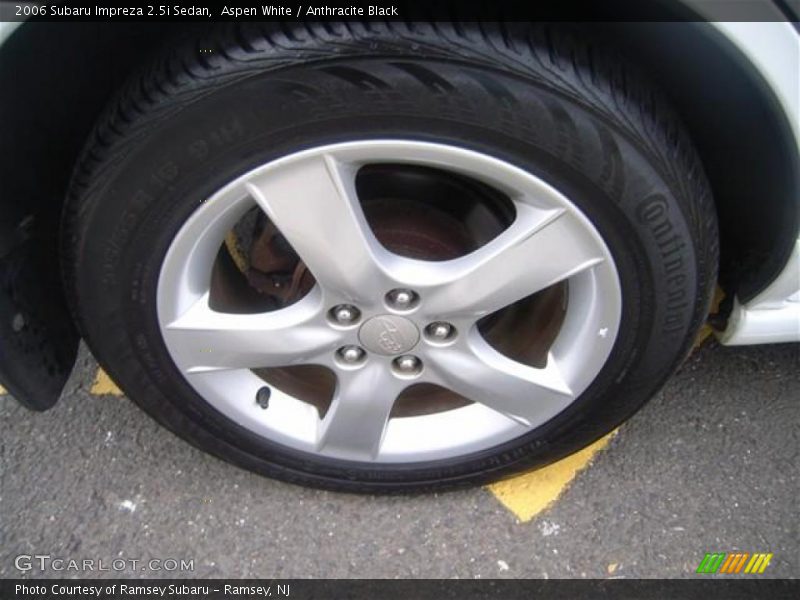 Aspen White / Anthracite Black 2006 Subaru Impreza 2.5i Sedan