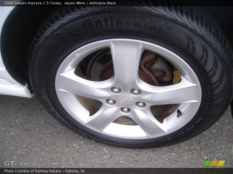Aspen White / Anthracite Black 2006 Subaru Impreza 2.5i Sedan