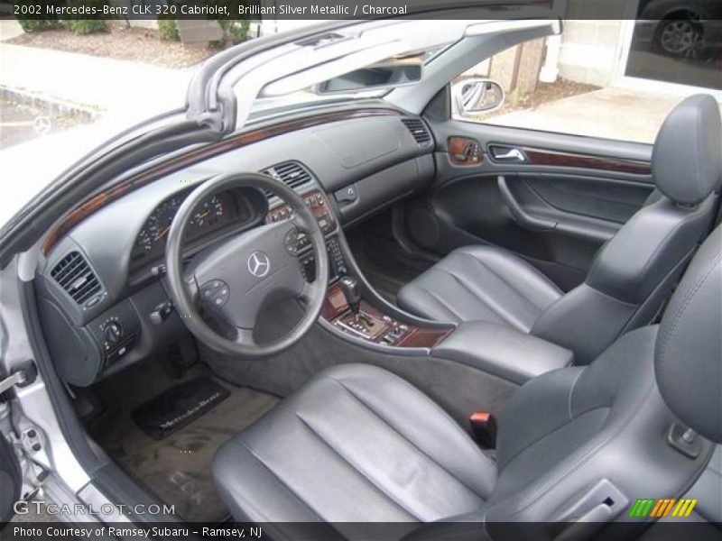 Brilliant Silver Metallic / Charcoal 2002 Mercedes-Benz CLK 320 Cabriolet