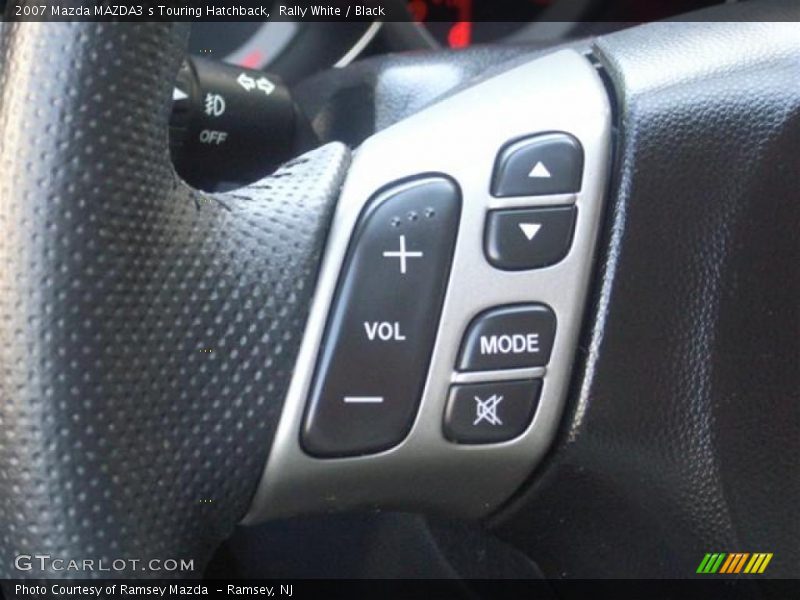 Rally White / Black 2007 Mazda MAZDA3 s Touring Hatchback