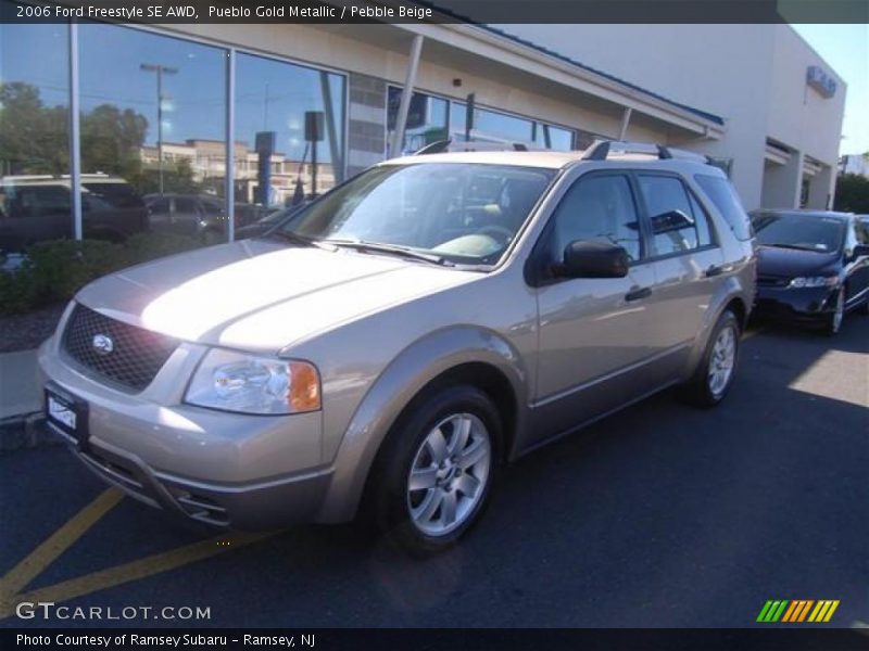 Pueblo Gold Metallic / Pebble Beige 2006 Ford Freestyle SE AWD