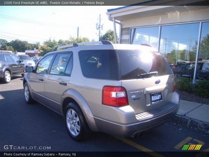 Pueblo Gold Metallic / Pebble Beige 2006 Ford Freestyle SE AWD