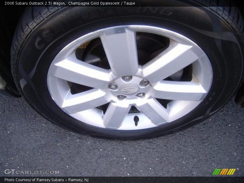 Champagne Gold Opalescent / Taupe 2006 Subaru Outback 2.5i Wagon