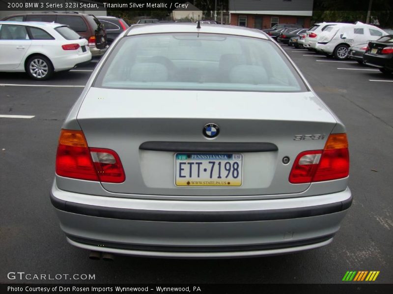 Titanium Silver Metallic / Grey 2000 BMW 3 Series 323i Sedan