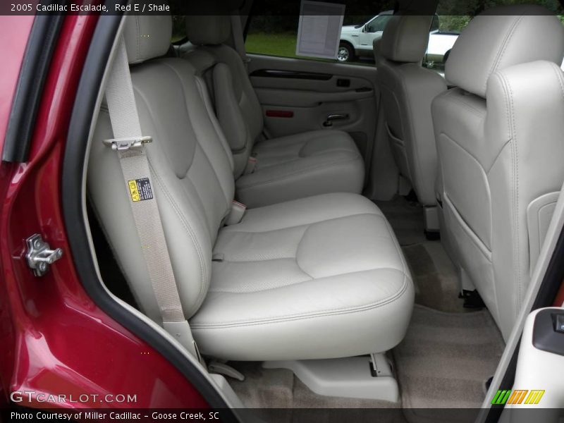 Red E / Shale 2005 Cadillac Escalade