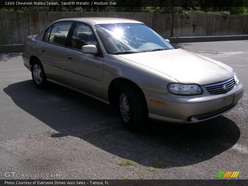 Sandrift Metallic / Medium Oak 1999 Chevrolet Malibu Sedan