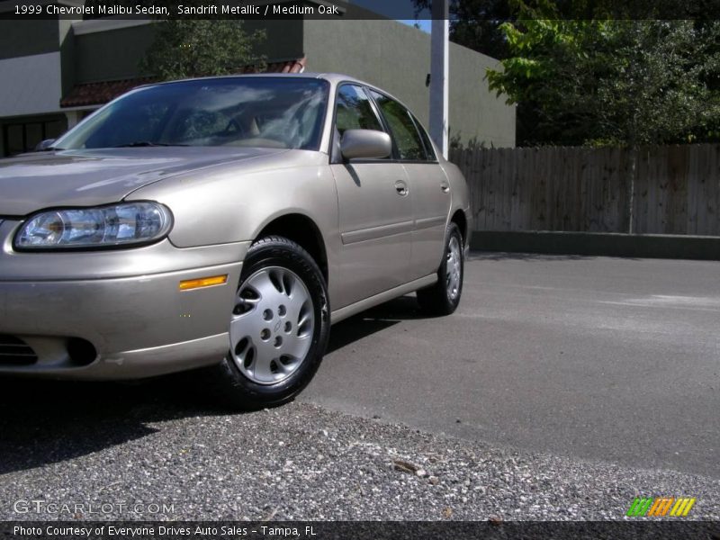 Sandrift Metallic / Medium Oak 1999 Chevrolet Malibu Sedan