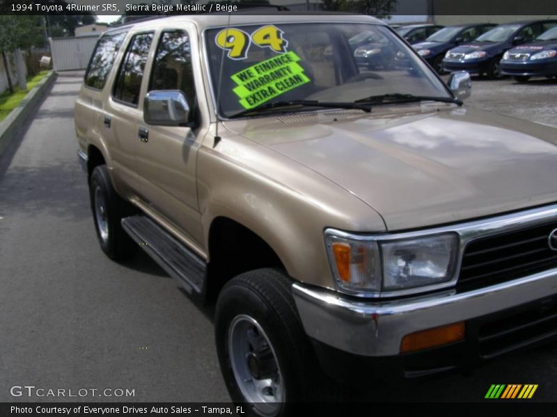 Sierra Beige Metallic / Beige 1994 Toyota 4Runner SR5
