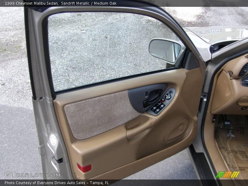 Sandrift Metallic / Medium Oak 1999 Chevrolet Malibu Sedan