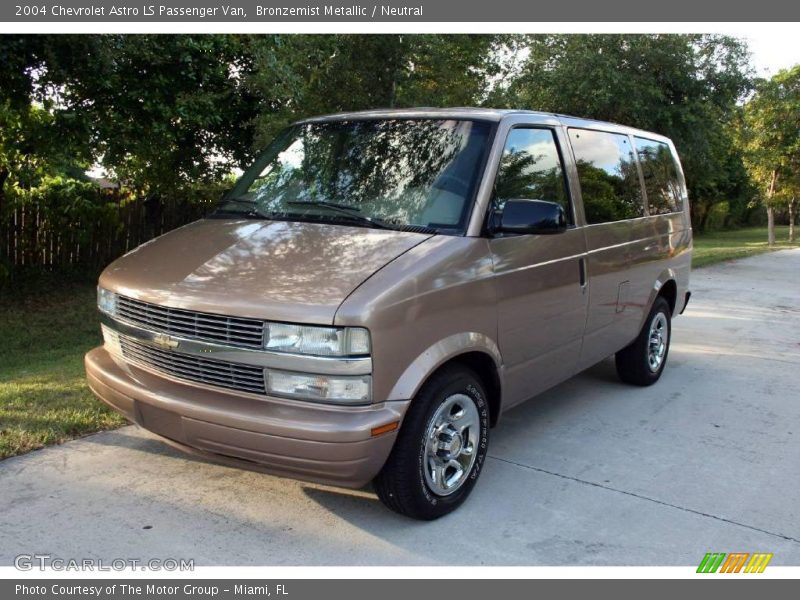 Bronzemist Metallic / Neutral 2004 Chevrolet Astro LS Passenger Van