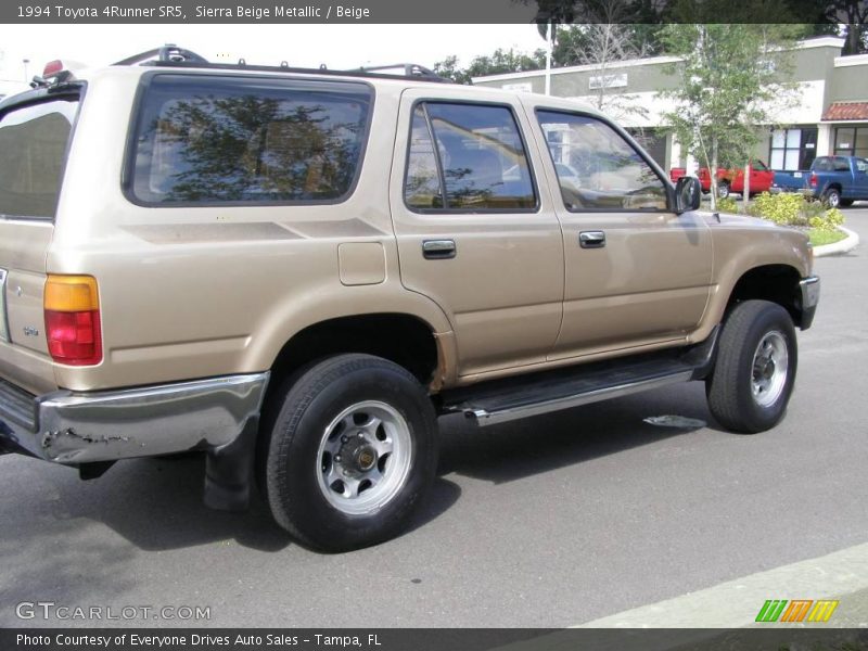 Sierra Beige Metallic / Beige 1994 Toyota 4Runner SR5