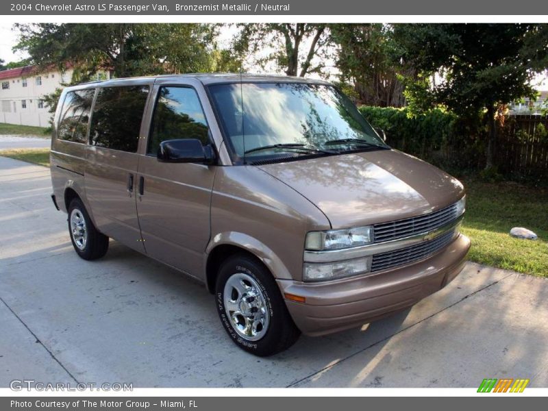 Bronzemist Metallic / Neutral 2004 Chevrolet Astro LS Passenger Van