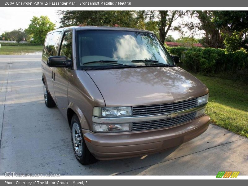 Bronzemist Metallic / Neutral 2004 Chevrolet Astro LS Passenger Van