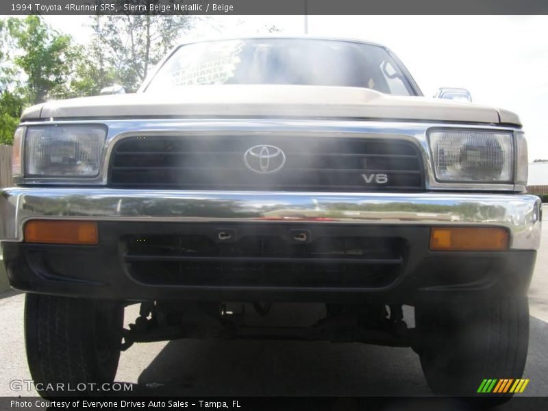 Sierra Beige Metallic / Beige 1994 Toyota 4Runner SR5