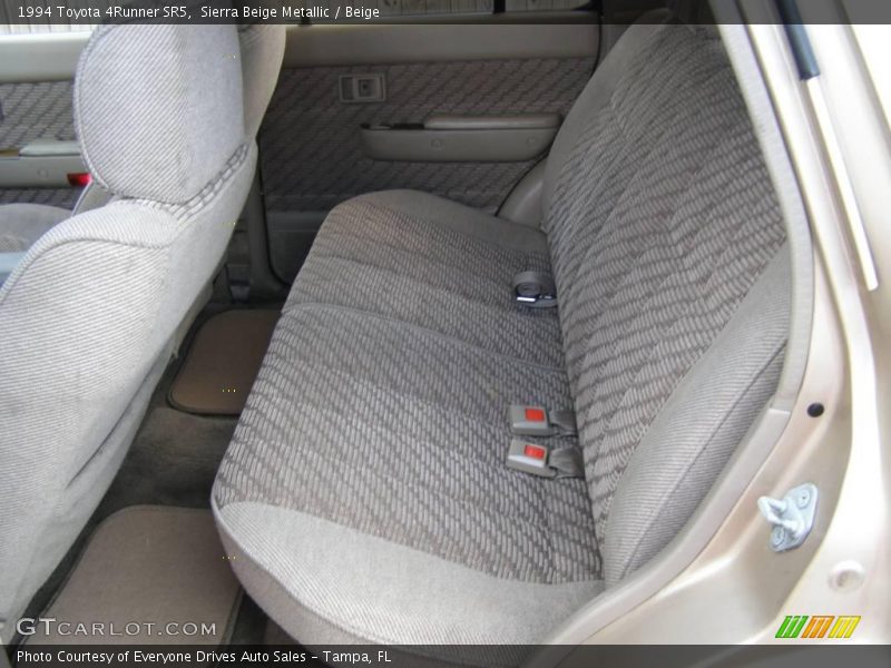 Sierra Beige Metallic / Beige 1994 Toyota 4Runner SR5