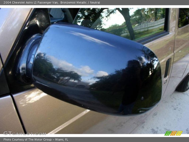 Bronzemist Metallic / Neutral 2004 Chevrolet Astro LS Passenger Van