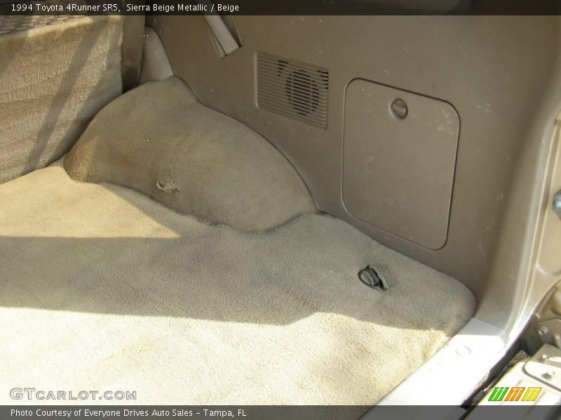 Sierra Beige Metallic / Beige 1994 Toyota 4Runner SR5