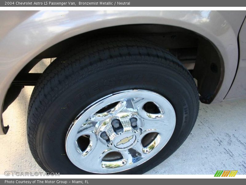 Bronzemist Metallic / Neutral 2004 Chevrolet Astro LS Passenger Van