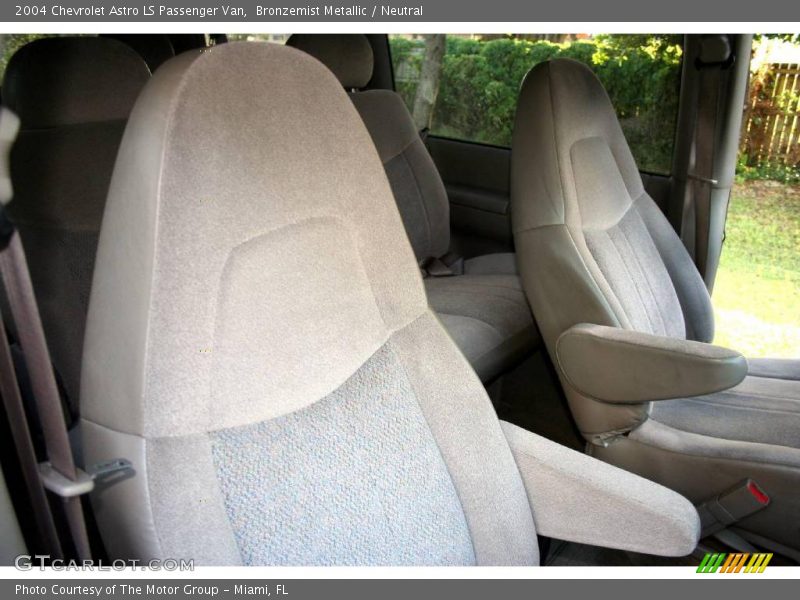 Bronzemist Metallic / Neutral 2004 Chevrolet Astro LS Passenger Van