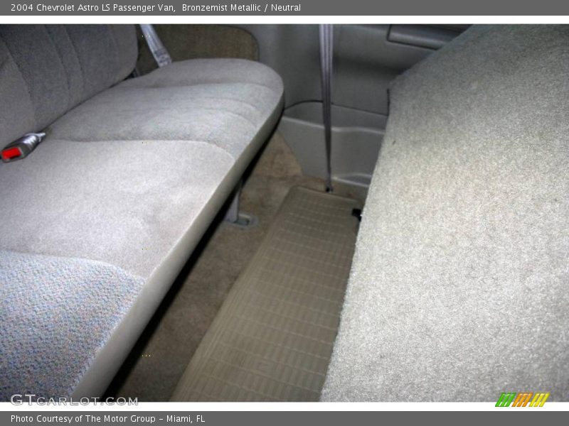 Bronzemist Metallic / Neutral 2004 Chevrolet Astro LS Passenger Van