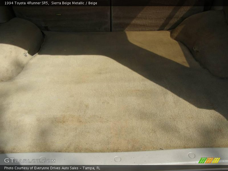 Sierra Beige Metallic / Beige 1994 Toyota 4Runner SR5